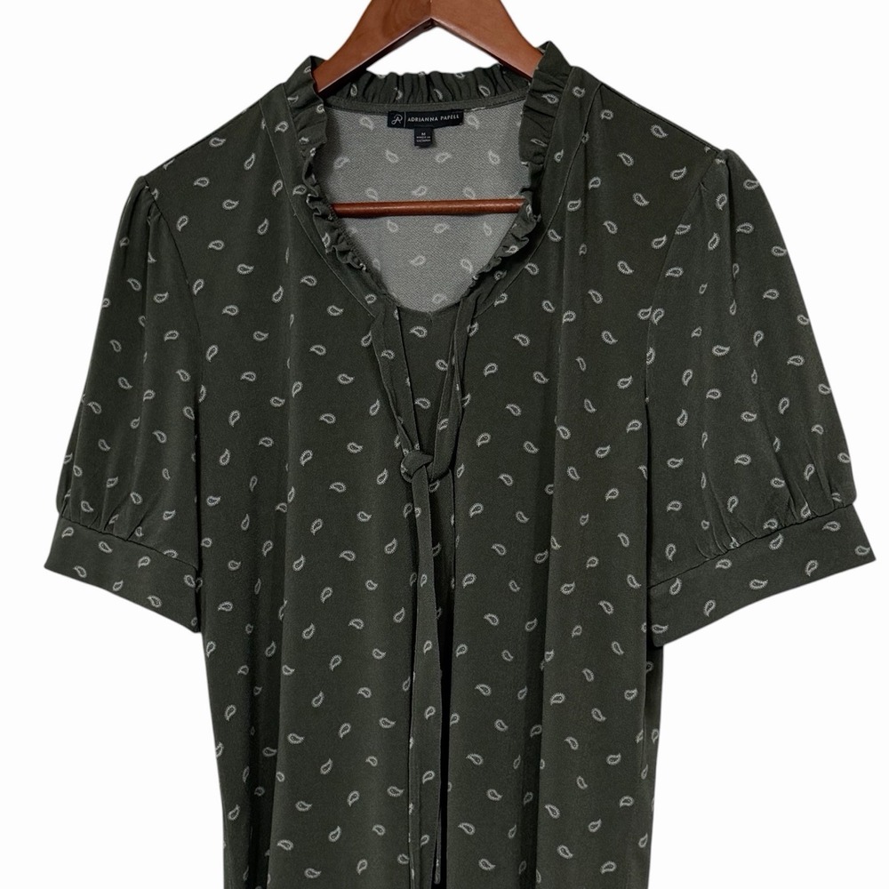 Adrianna Papell Womens Medium Green Paisley Tie Neck Blouse Puff Sleeve Top